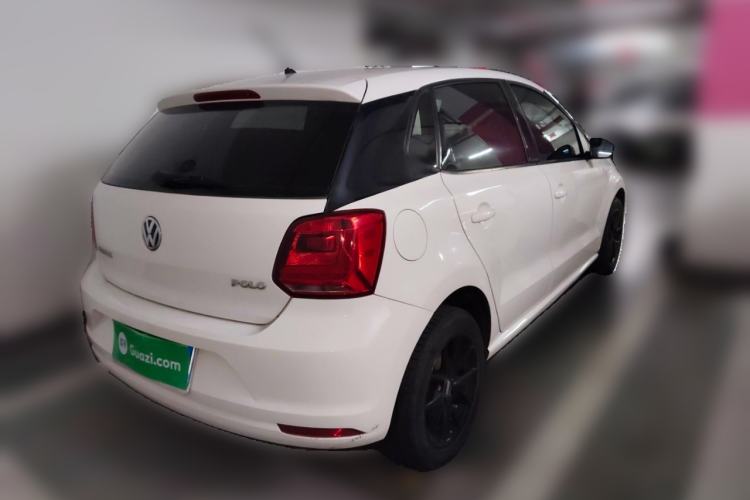 Used Volkswagen Polo 2016 1.4L Manual Fashion Model Rear Right 45 Deg