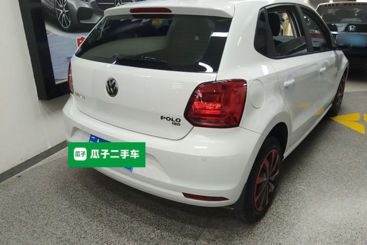 Used Volkswagen Polo 2016 1.6L Automatic Comfort Model Rear Right 45 Deg