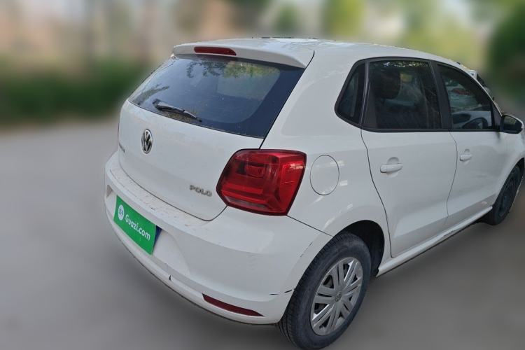 Used Volkswagen Polo 2016 1.4L Manual Fashion Model Rear Right 45 Deg