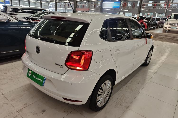 Used Volkswagen Polo 2016 1.6L Automatic Comfort Model Rear Right 45 Deg
