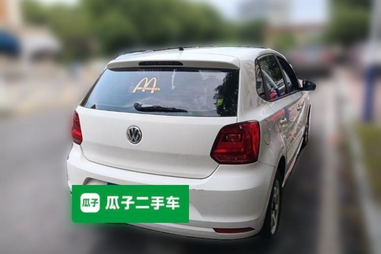 Used Volkswagen Polo 2016 1.4L Manual Fashion Model Rear Right 45 Deg