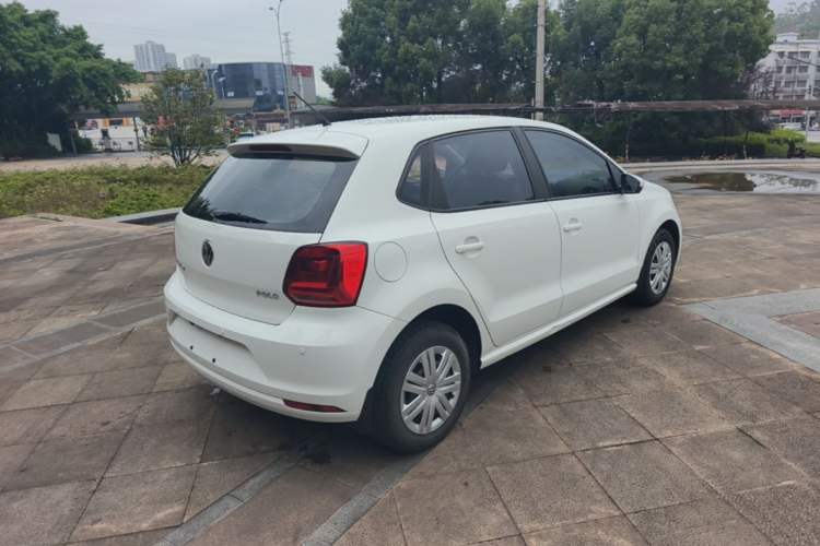 Used Volkswagen Polo 2016 1.4L Manual Fashion Model Rear Right 45 Deg