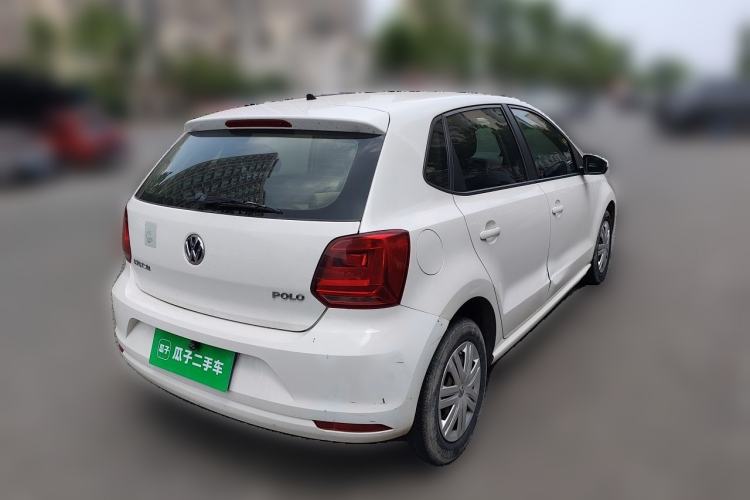 Used Volkswagen Polo 2016 1.4L Manual Fashion Model Rear Right 45 Deg