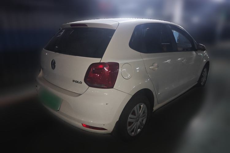 Used Volkswagen Polo 2016 1.4L Automatic Trendy Model Rear Right 45 Deg