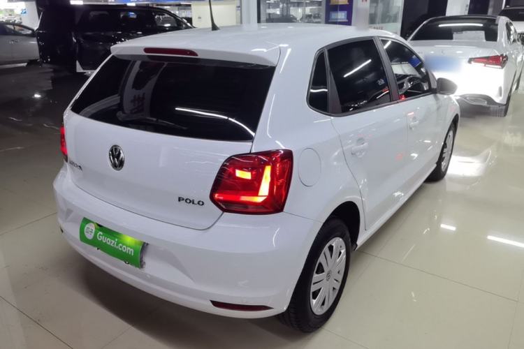 Used Volkswagen Polo 2016 1.4L Automatic Trendy Model Rear Right 45 Deg