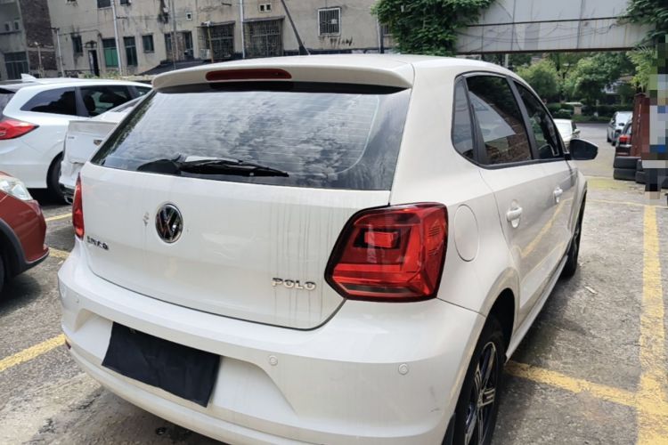 Used Volkswagen Polo 2016 1.4L Automatic Trendy Model Rear Right 45 Deg