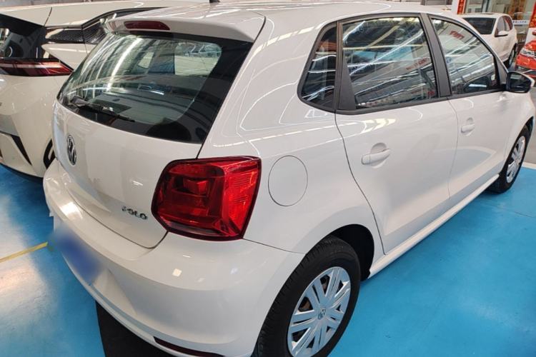 Used Volkswagen Polo 2016 1.4L Manual Fashion Model Rear Right 45 Deg