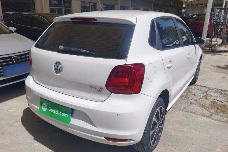 Used Volkswagen Polo 2016 1.6L Automatic Comfort Model Rear Right 45 Deg