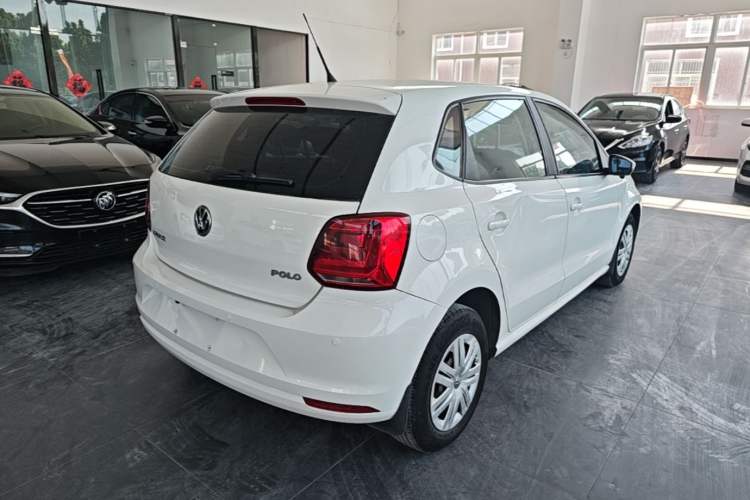 Used Volkswagen Polo 2016 1.4L Automatic Trendy Model Rear Right 45 Deg