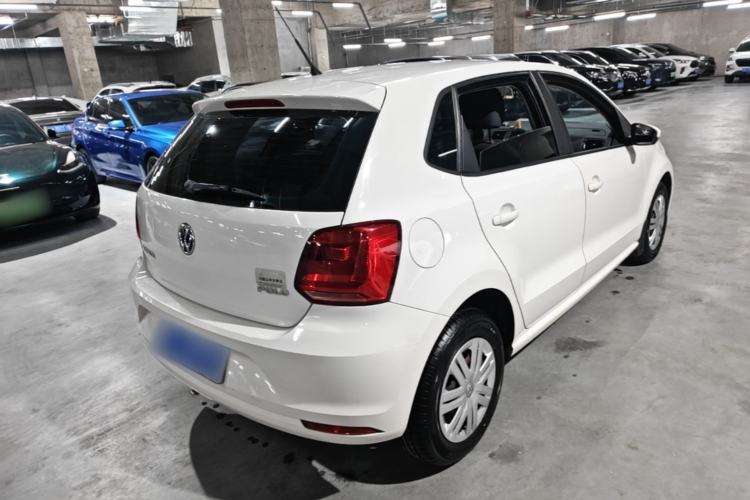 Used Volkswagen Polo 2016 1.4L Manual Fashion Model Rear Right 45 Deg