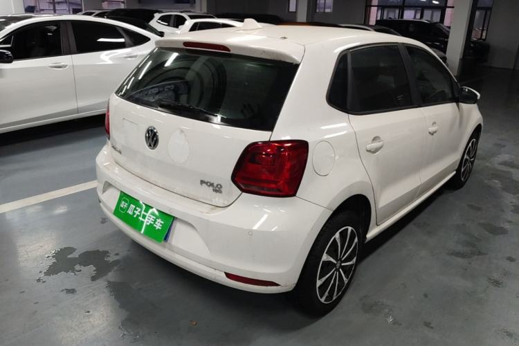Used Volkswagen Polo 2016 1.6L Automatic Comfort Model Rear Right 45 Deg