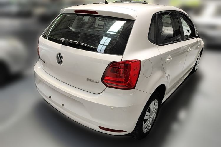 Used Volkswagen Polo 2016 1.4L Manual Fashion Model Rear Right 45 Deg