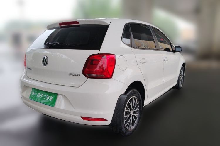 Used Volkswagen Polo 2016 1.4L Manual Fashion Model Rear Right 45 Deg