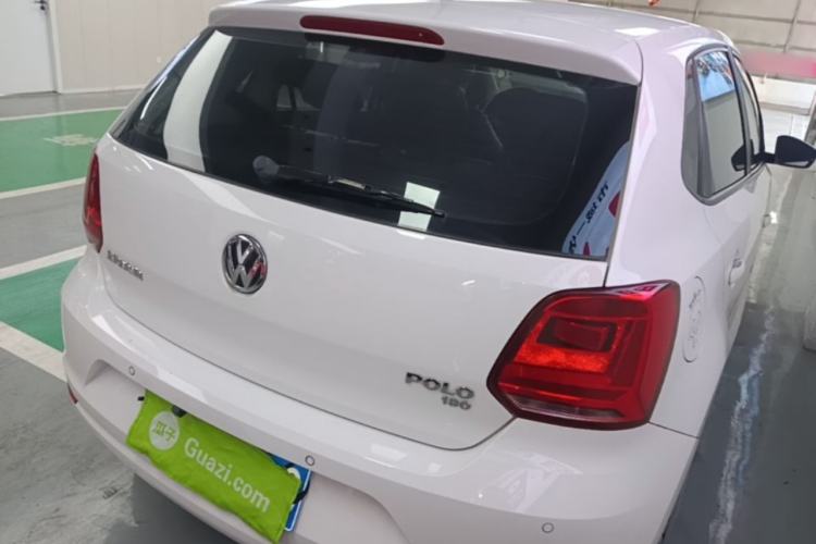 Used Volkswagen Polo 2016 1.6L Automatic Comfort Model Rear Right 45 Deg