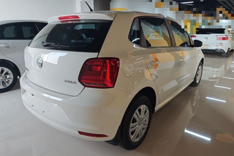 Used Volkswagen Polo 2016 1.4L Automatic Trendy Model Rear Right 45 Deg