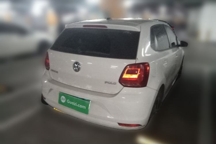 Used Volkswagen Polo 2016 1.4L Manual Fashion Model Rear Right 45 Deg