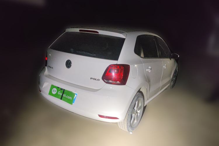Used Volkswagen Polo 2016 1.4L Manual Fashion Model Rear Right 45 Deg