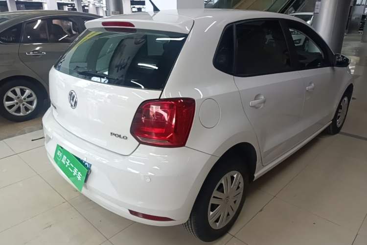 Used Volkswagen Polo 2016 1.4L Automatic Trendy Model Rear Right 45 Deg