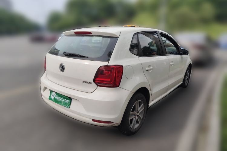 Used Volkswagen Polo 2016 1.4L Manual Fashion Model Rear Right 45 Deg