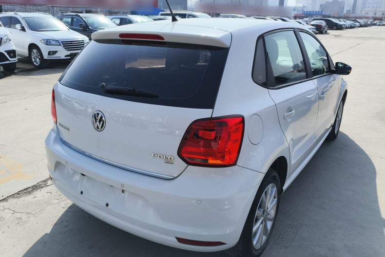 Used Volkswagen Polo 2016 1.6L Automatic Luxury Model Rear Right 45 Deg