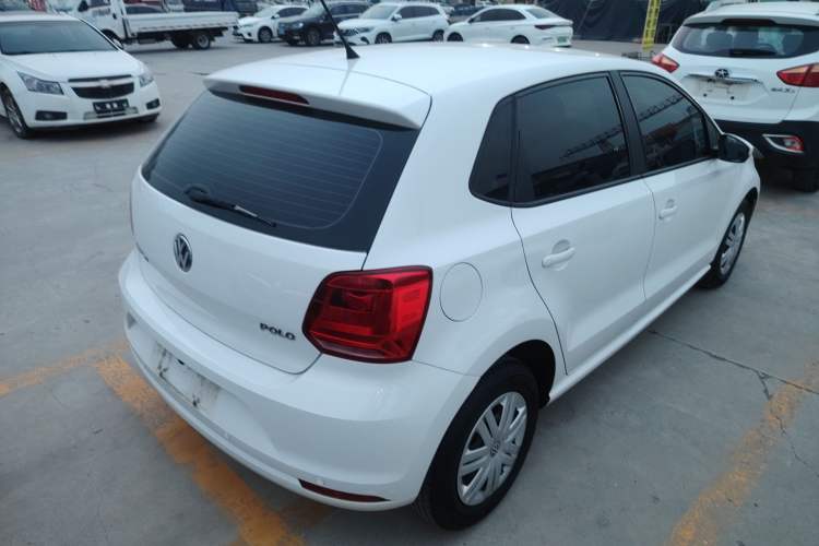 Used Volkswagen Polo 2016 1.4L Automatic Trendy Model Rear Right 45 Deg