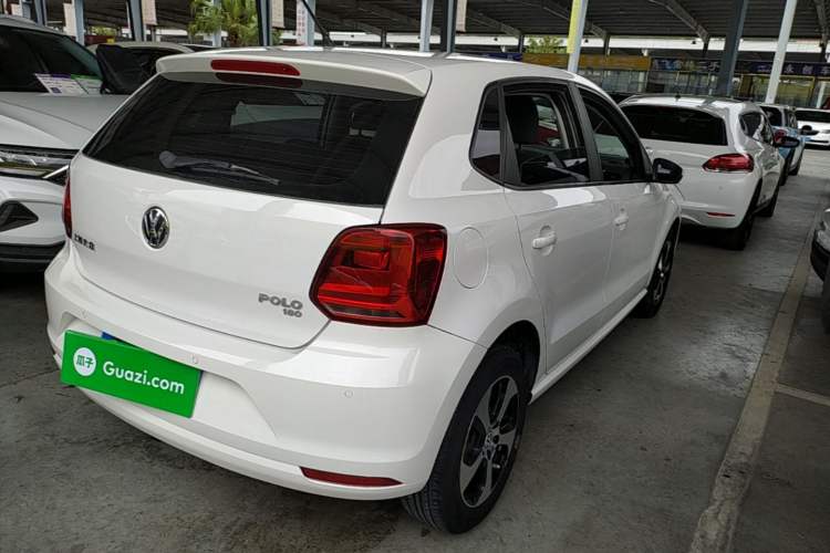 Used Volkswagen Polo 2016 1.6L Automatic Comfort Model Rear Right 45 Deg