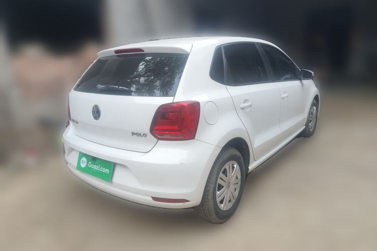 Used Volkswagen Polo 2016 1.4L Manual Fashion Model Rear Right 45 Deg