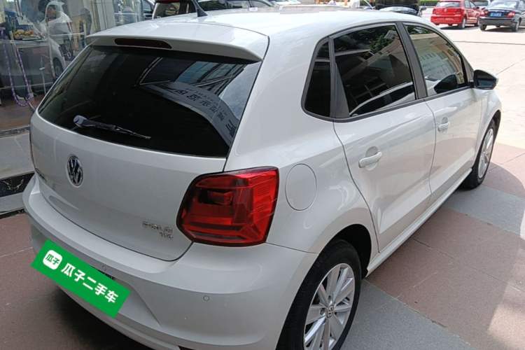 Used Volkswagen Polo 2016 1.6L Automatic Comfort Model Rear Right 45 Deg