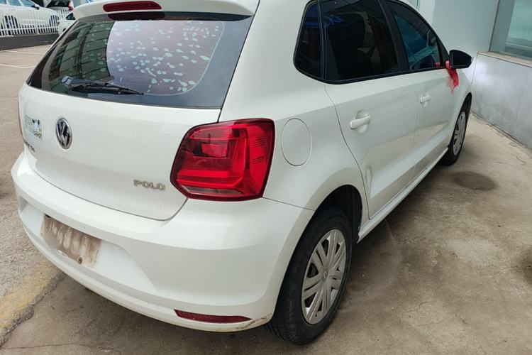 Used Volkswagen Polo 2016 1.4L Manual Fashion Model Rear Right 45 Deg
