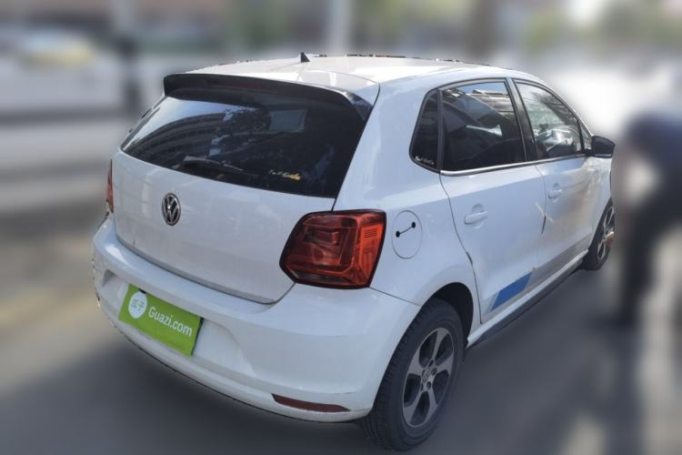 Used Volkswagen Polo 2016 1.4L Manual Fashion Model Rear Right 45 Deg