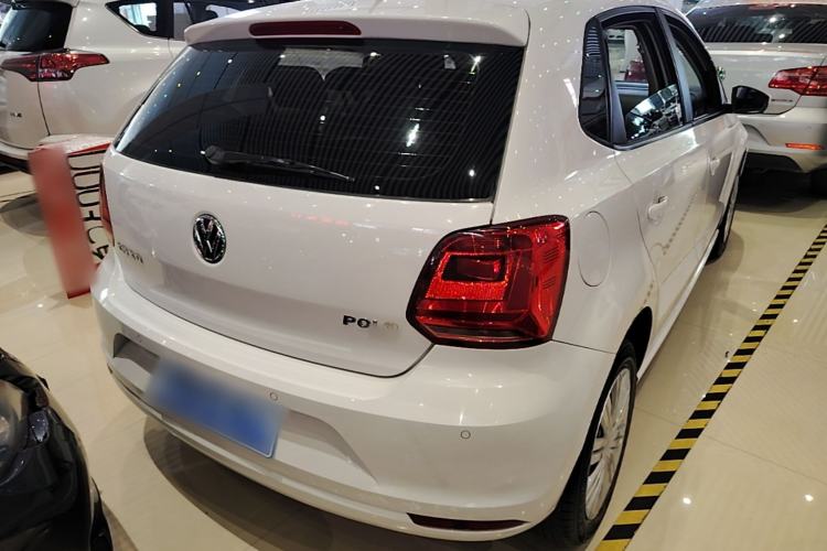 Used Volkswagen Polo 2016 1.6L Automatic Comfort Model Rear Right 45 Deg