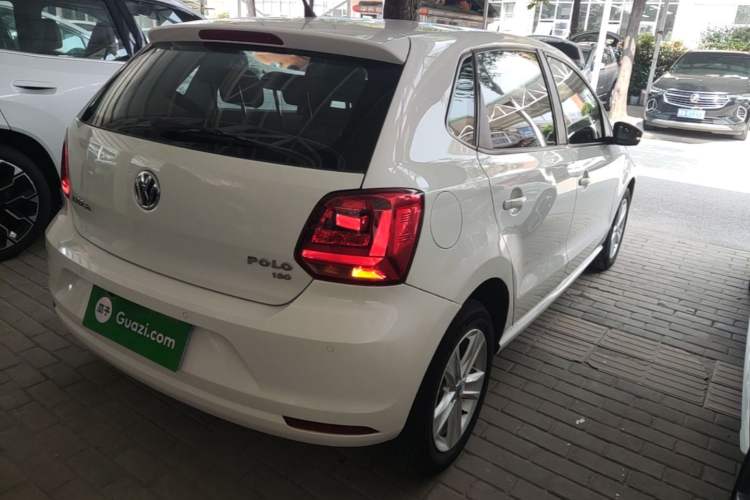 Used Volkswagen Polo 2016 1.6L Automatic Comfort Model Rear Right 45 Deg