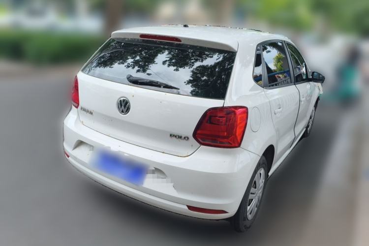 Used Volkswagen Polo 2016 1.4L Manual Fashion Model Rear Right 45 Deg