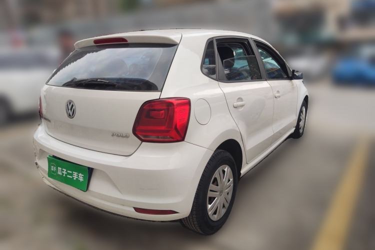 Used Volkswagen Polo 2016 1.4L Manual Fashion Model Rear Right 45 Deg