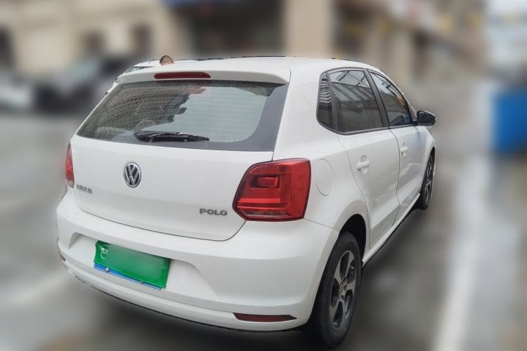 Used Volkswagen Polo 2016 1.4L Manual Fashion Model Rear Right 45 Deg