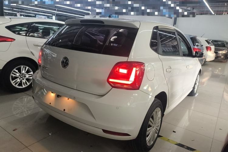 Used Volkswagen Polo 2016 1.6L Manual Comfort Model Rear Right 45 Deg