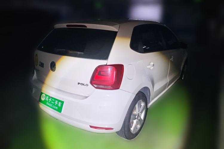Used Volkswagen Polo 2016 1.6L Automatic Comfort Model Rear Right 45 Deg