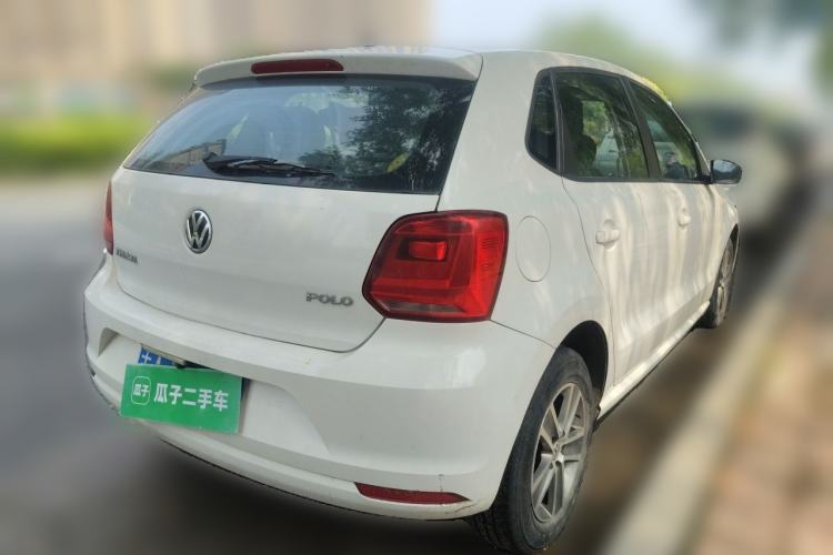 Used Volkswagen Polo 2016 1.4L Manual Fashion Model Rear Right 45 Deg