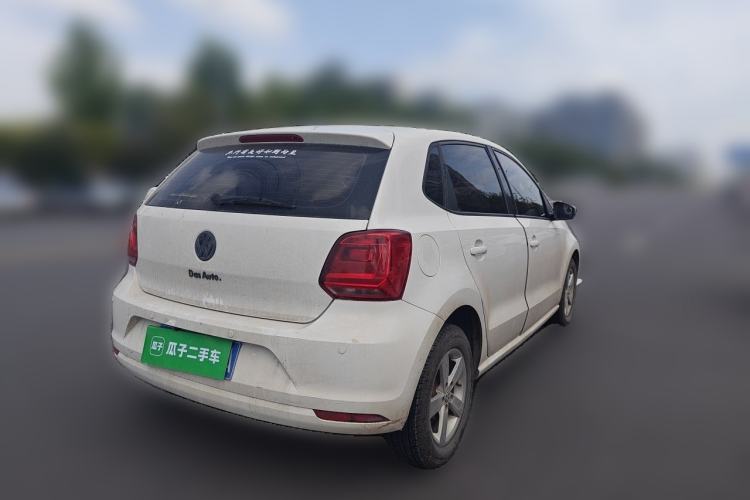 Used Volkswagen Polo 2016 1.4L Manual Fashion Model Rear Right 45 Deg