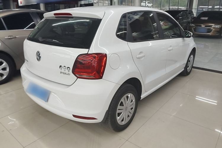 Used Volkswagen Polo 2016 1.4L Manual Fashion Model Rear Right 45 Deg