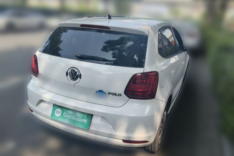 Used Volkswagen Polo 2016 1.4L Manual Fashion Model Rear Right 45 Deg