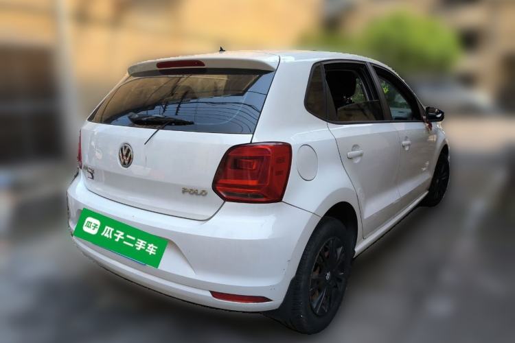Used Volkswagen Polo 2016 1.4L Manual Fashion Model Rear Right 45 Deg