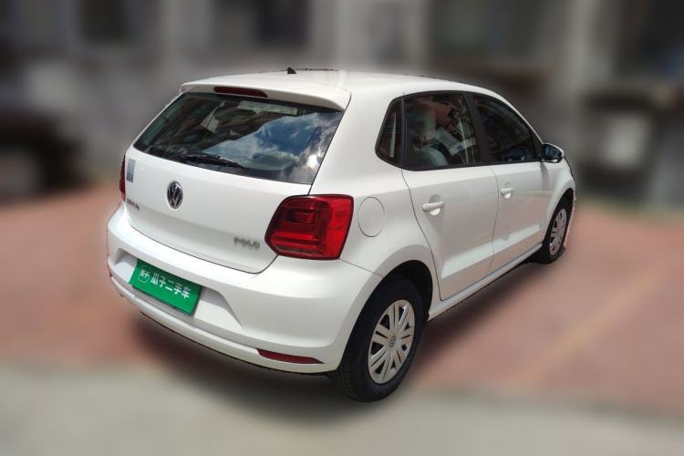 Used Volkswagen Polo 2016 1.4L Manual Fashion Model Rear Right 45 Deg