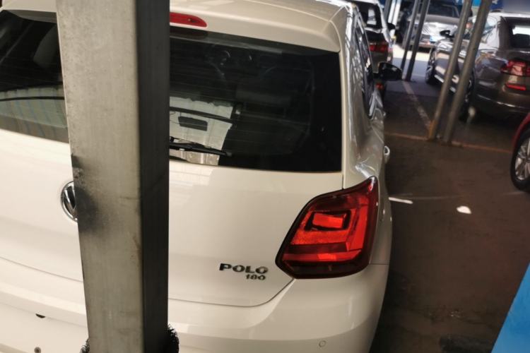 Used Volkswagen Polo 2016 1.6L Automatic Comfort Model Rear Right 45 Deg