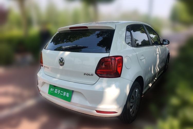 Used Volkswagen Polo 2016 1.4L Manual Fashion Model Rear Right 45 Deg