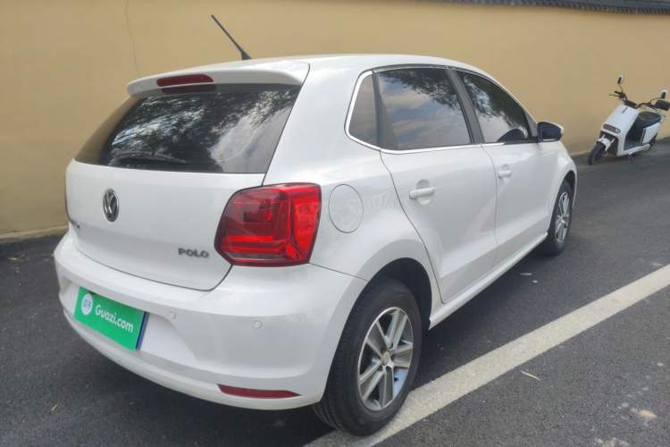 Used Volkswagen Polo 2016 1.4L Automatic Trendy Model Rear Right 45 Deg