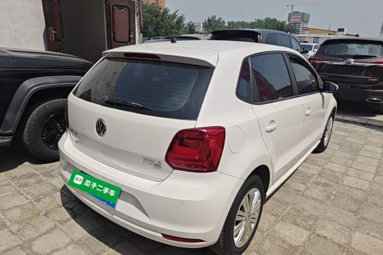 Used Volkswagen Polo 2016 1.6L Automatic Comfort Model Rear Right 45 Deg