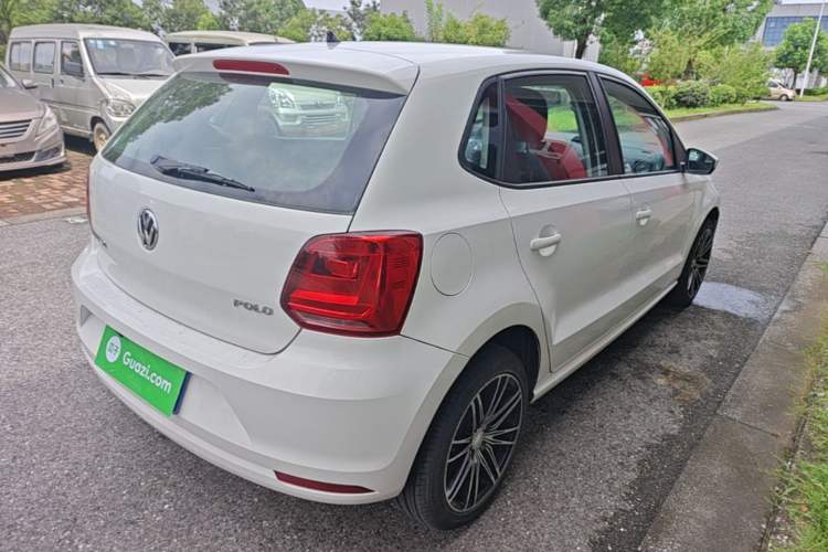 Used Volkswagen Polo 2016 1.4L Automatic Trendy Model Rear Right 45 Deg