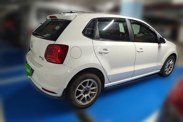 Used Volkswagen Polo 2016 1.6L Automatic Comfort Model Rear Right 45 Deg