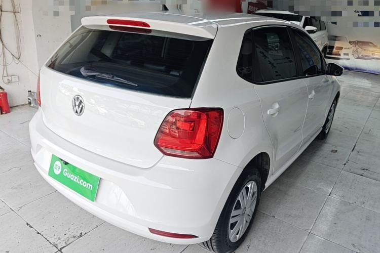 Used Volkswagen Polo 2016 1.4L Manual Fashion Model Rear Right 45 Deg